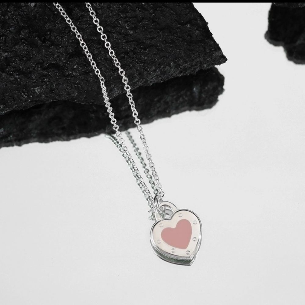 Solid Sterling Silver Classic Style heart necklace